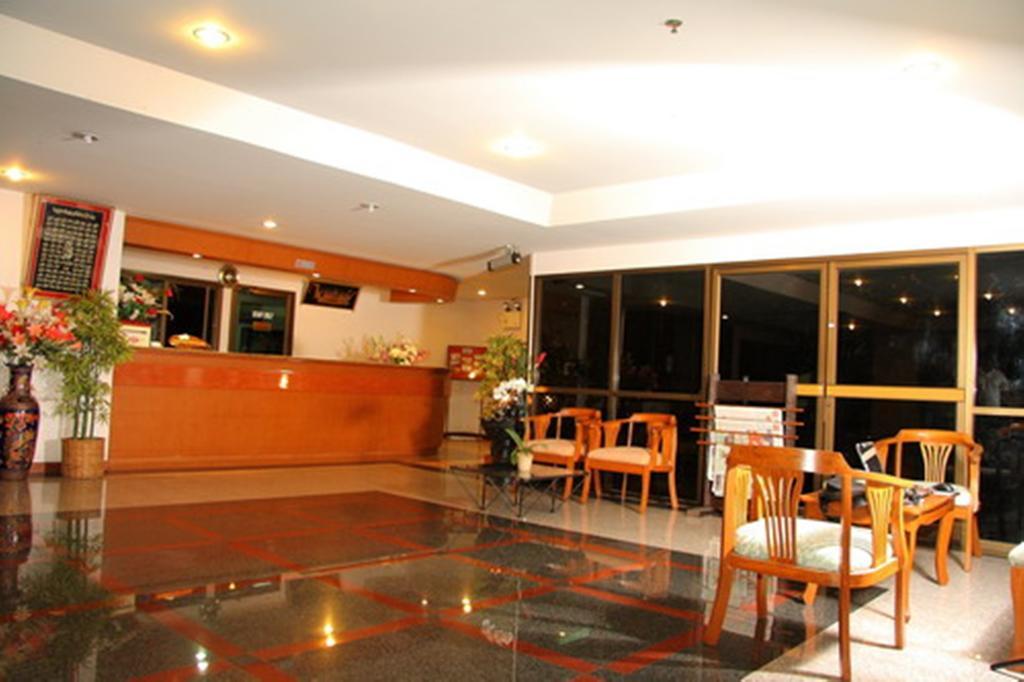 Js Tower Hotell Bangkok Eksteriør bilde